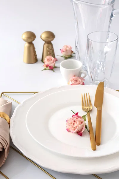 밝은 배경의 아름다운 탁자 배경 — 스톡 사진