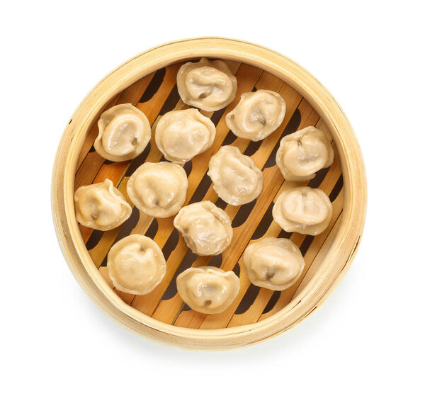 Пароход с вкусными пельменями на белом фоне
