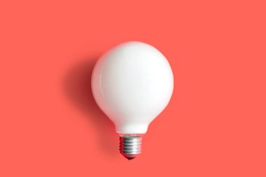 Modern ampul mercan arka plan üzerinde