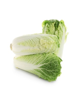 Beyaz arka plan üzerinde olgunlaşmış taze lahana