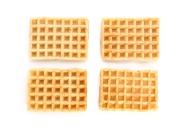 Beyaz zemin üzerine lezzetli waffle