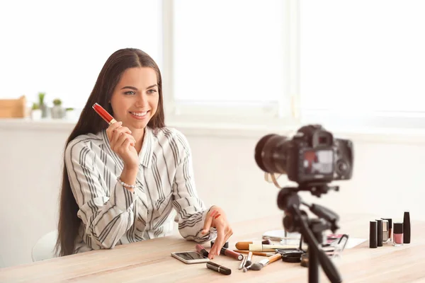 Young beauty blogger recording video at home — Stock Photo, Image