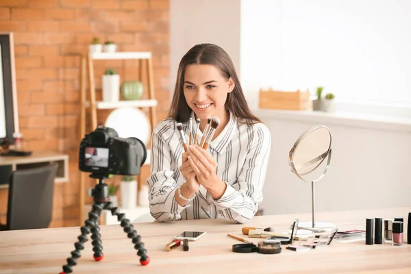 Young beauty blogger recording video at home — Stock Photo, Image