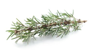 Beyaz arkaplanda taze biberiye