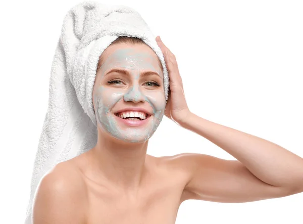 Mooie jonge vrouw met masker op witte achtergrond — Stockfoto