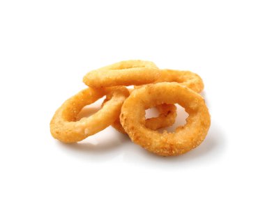 Lezzetli soğan halkaları beyaz arka plan üzerinde