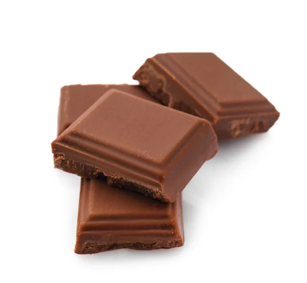 Chutné mléčné čokolády na bílém pozadí — Stock fotografie