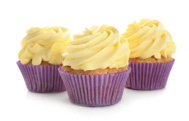 Beyaz zemin üzerine lezzetli limon cupcakes