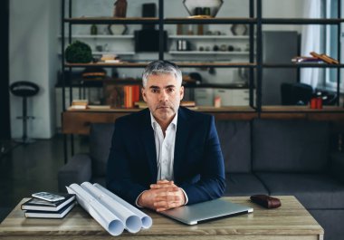 Olgun mimar çizimleri Office ile çalışma