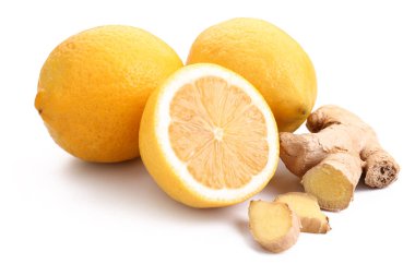 Taze limon zencefil beyaz arka plan üzerinde ile
