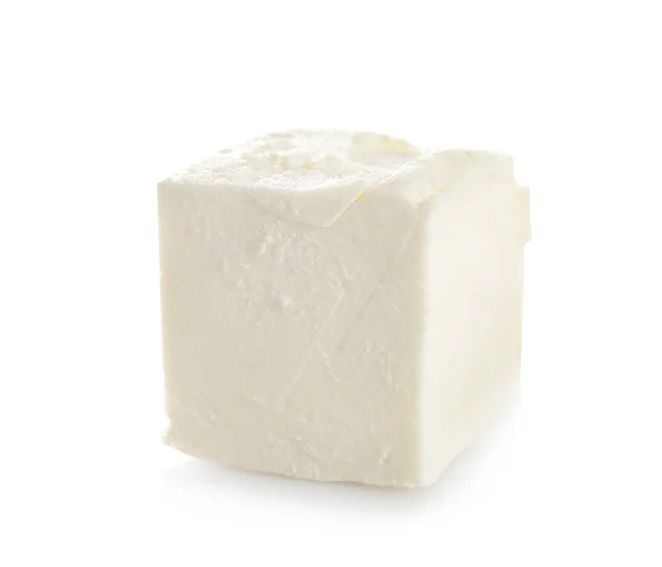 Gustoso formaggio feta su sfondo bianco — Foto Stock