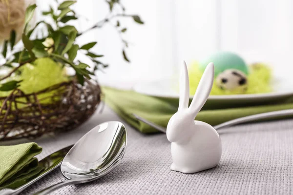 Ceramic bunny as Easter decor table — Stock Photo, Image