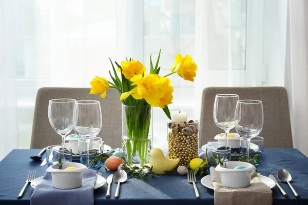 Όμορφο τραπέζι για το Πάσχα — Φωτογραφία Αρχείου