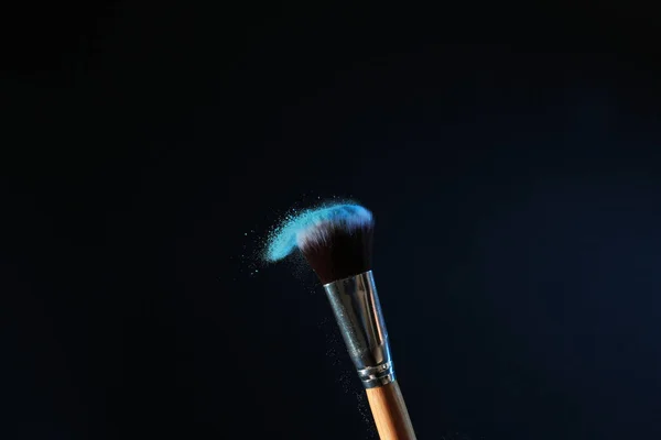 Makeup brush on dark background — Stock Photo, Image