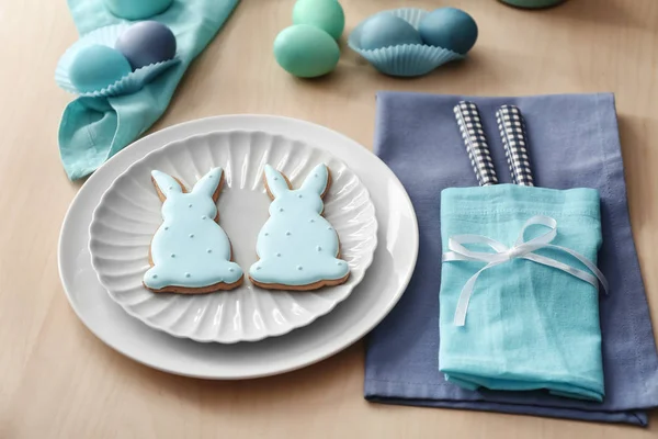 Easter table setting with cookies in shape of bunnies — Stock Photo, Image