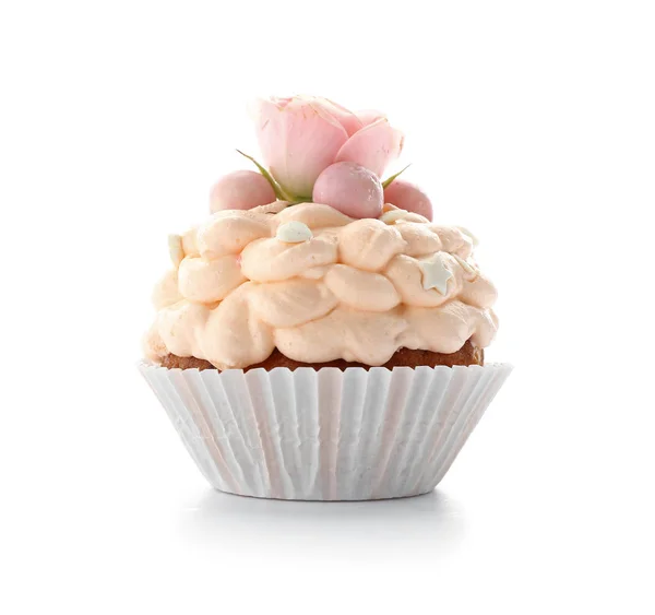 Beyaz arka planda lezzetli Paskalya Cupcake — Stok fotoğraf
