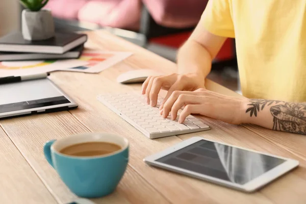 Female designer working in office, closeup — Stock Photo, Image