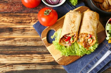 Kurulu ile lezzetli Hünkar ahşap tablo