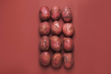 Renk arka planda ham patates
