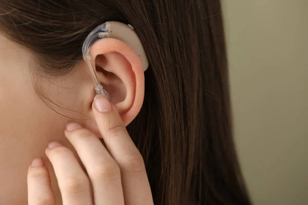 Woman with hearing aid, closeup — Stock Photo, Image