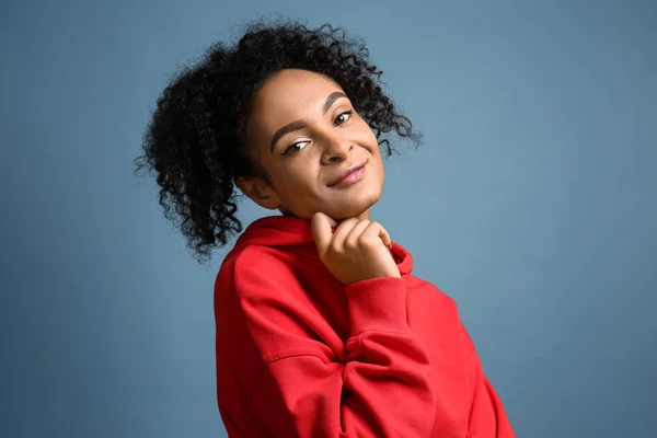 Beautiful African-American woman on color background — Stock Photo, Image