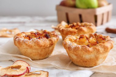 Masada lezzetli elma Pies