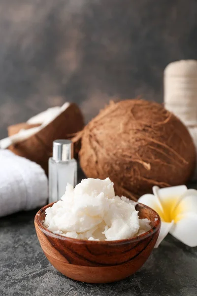 Bowl with coconut oil on table — Stock Photo, Image