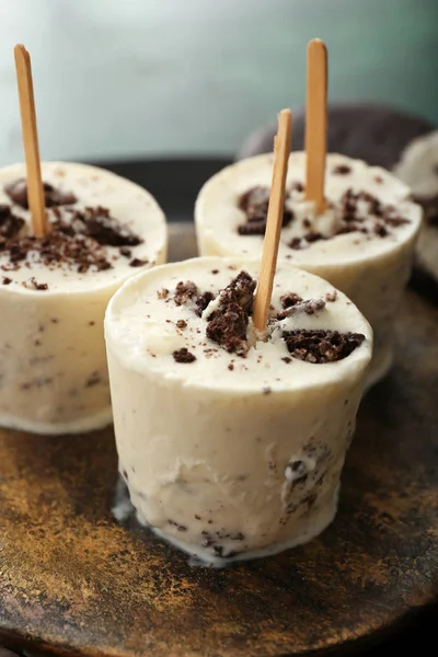 Tasty ice cream on plate, closeup — Stock Photo, Image