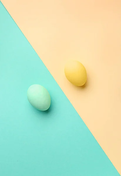 Renkli arka planda güzel Paskalya yumurtaları — Stok fotoğraf