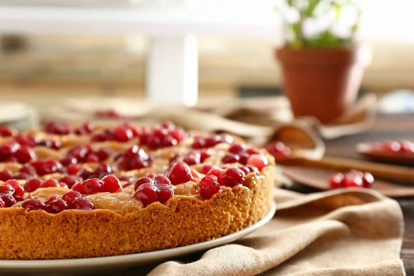 Tasty cranberry pie on table, closeup — Stock Photo, Image