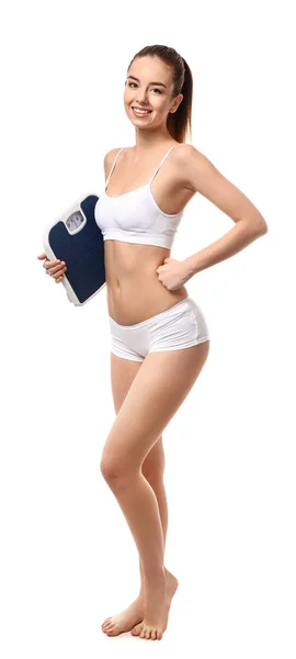 흰색 배경에 비늘을 가진 아름다운 젊은 여자입니다. 체중 감량 개념 — 스톡 사진