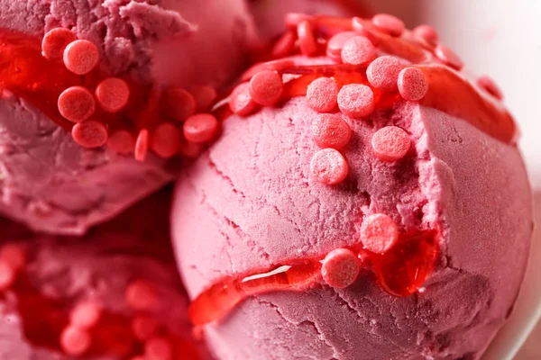 Bolas de sabroso helado, primer plano — Foto de Stock