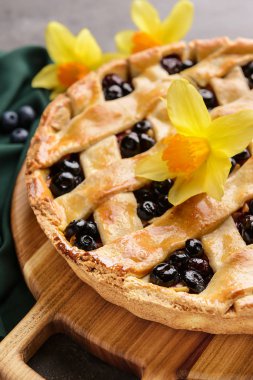 Masada lezzetli yaban mersini pasta, closeup