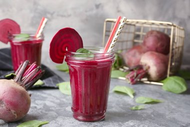 Masada taze pancar smoothie Bardak