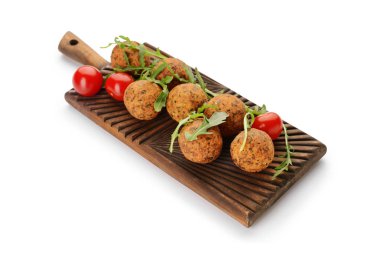 Beyaz arka plan üzerinde lezzetli falafel topları ile Kurulu