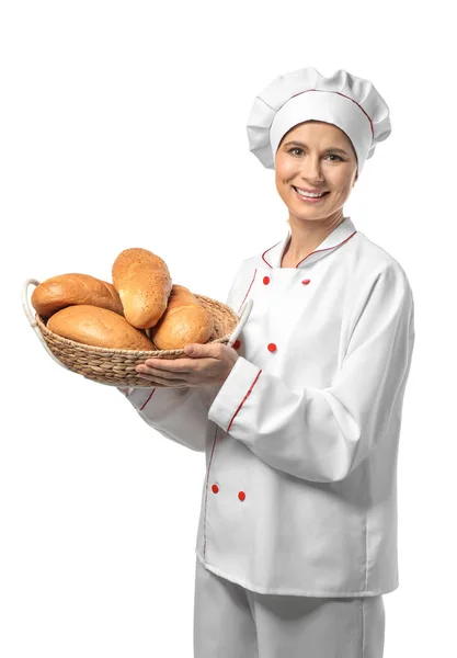Fêmea padeiro com pão sobre fundo branco — Fotografia de Stock