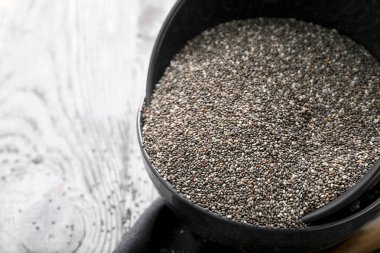 Beyaz masada chia tohumu ile Kaseler