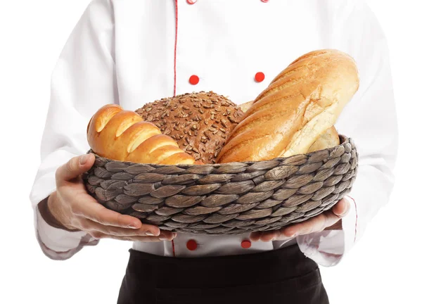 Chef con pane fresco su sfondo bianco, primo piano — Foto Stock