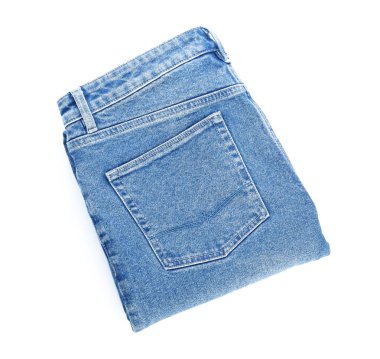 Beyaz arka planda şık kot pantolon