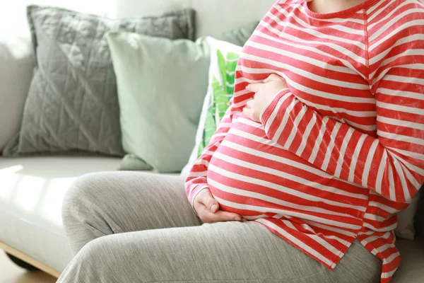 Beautiful pregnant woman at home — Stock Photo, Image