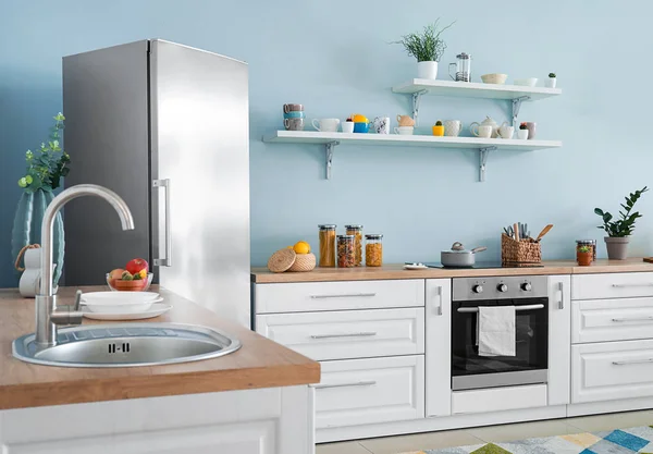 Interior of modern comfortable kitchen — Stock Photo, Image