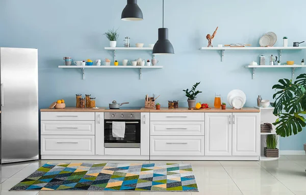 Interior of modern comfortable kitchen — Stock Photo, Image