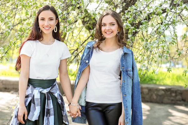 Happy lesbian couple on spring day — Stock Photo, Image