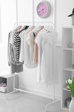 Soyunma odasının iç kısmı çok şık.