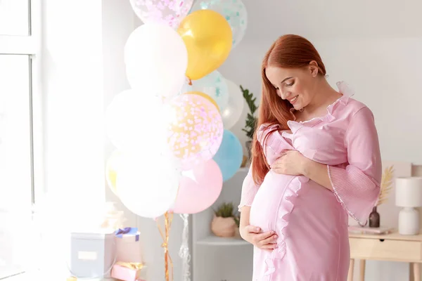 Beautiful pregnant woman at home — Stock Photo, Image