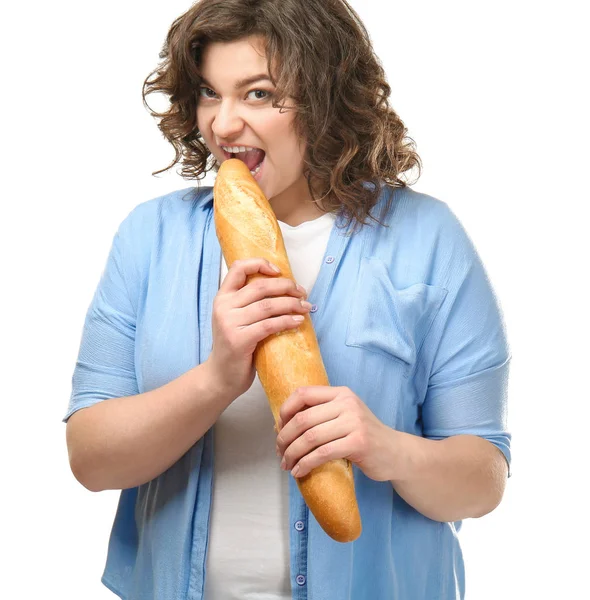 Übergewichtige Frau mit Baguette auf weißem Hintergrund — Stockfoto