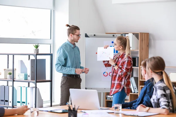 Group of young people at business meeting in office — Stock Photo, Image