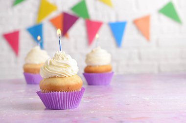 Masada Lezzetli Doğum günü cupcake