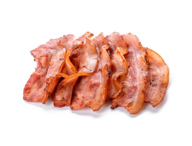 Beyaz arka planda kızarmış pastırma.