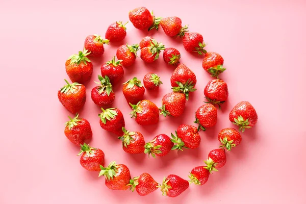 Ripe red strawberry on color background — Stock Photo, Image